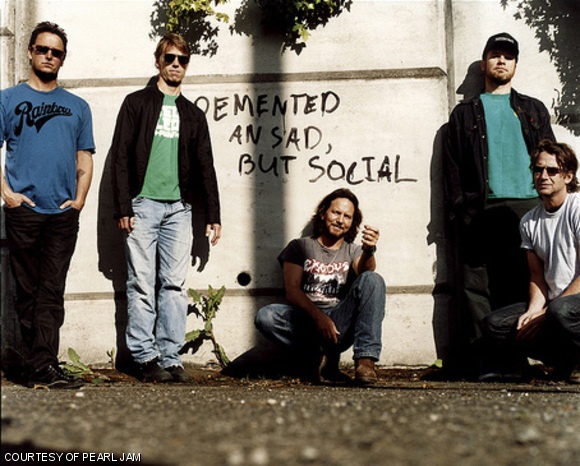 Pearl Jam will tour Australia in November.