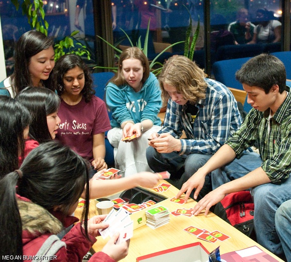 Prospective freshmen play “Apples to Apples” on Thursday evening as part of McCormick’s CPW event.