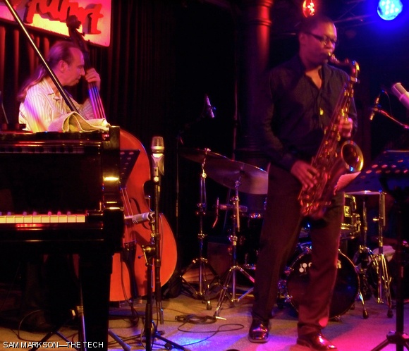 Ravi Coltrane, right, performing at Jazzcub Unterfahrt in Munich, Germany. Left, Drew Gress on bass.