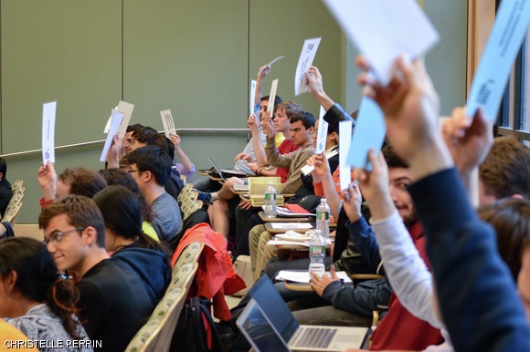 Nearly every seat was taken at the Graduate Student Council’s General Council meeting in 2-105 last Wednesday. GSC representatives voted sometimes with placards and sometimes with clickers.