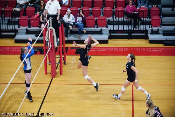 Allison A. Davanzo ‘18 leaps to spike the ball during MIT’s 3-0 sweep of Wheaton College on Thursday night.