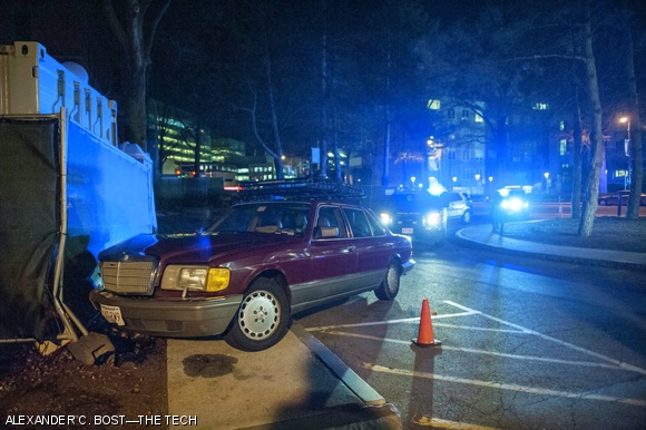 A Mercedes-Benz crashed into a temporary fence at the Saferide shuttle turnaround outside W20 on Sunday night at around 10 p.m.