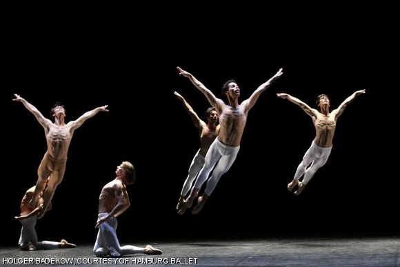 Hamburg Ballet in John Neumeier’s Third Symphony of Gustav Mahler.