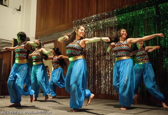 Tanya Talkar ’16 dances with MIT Chamak during Rawaj.