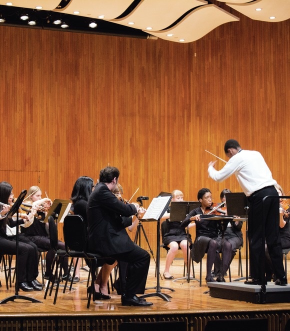 nina lutz—The Tech
 
Dominique Hoskin directing Dvorak’s Serenade for Strings.