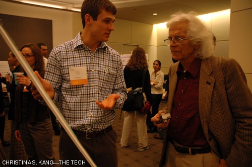 Oliver C. Venn ’07 explains his project to a judge at the IDEAS Competition Judging and Project Displays in the Bush Room yesterday. The awards ceremony is on May 2 at 7:30 p.m. in room 32-123 and is open to the general public.