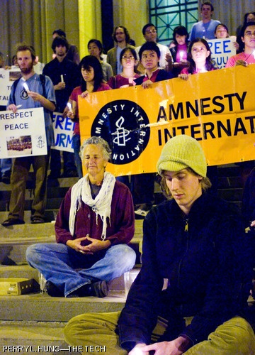 Dan L. Wheeler G joins in a candlelight vigil, sponsored by MIT Prajnopaya and Amnesty International, on Wednesday, Oct. 3. to protest the Burmese government’s crackdown on pro-democracy rallies.