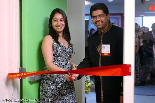 International House President Priyanka Jain ’09 and Raja H.R. Bobbili ’08 cut the ribbon to officially open iHouse as a new undergraduate residence on Sept. 4, 2007.
