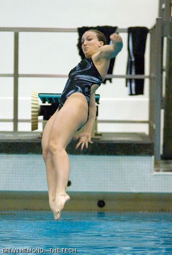 Doria M. Holbrook ’08 against Wellesley College, Nov. 14.