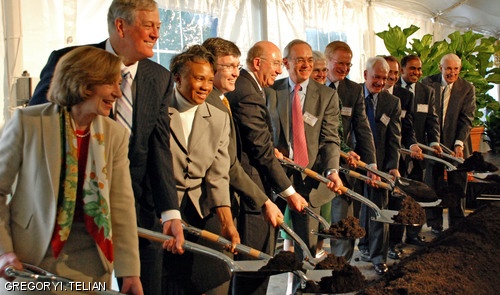 President Susan Hockfield, MIT Corporation Life Member David H. Koch, Mayor of Cambridge Denise Simmons, and other notables break ground for the new David H. Koch Institute of Integrative Cancer Research on Friday.