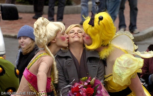On Feb. 7, Charlize Theron received Hasty Pudding Theatricals’ 2008 “Woman of the Year” Award at Harvard. She was accompanied in the parade by Hasty Pudding Theatricals’ Vice President David Andersson, President Evan Eachus, and other members dressed in drag.