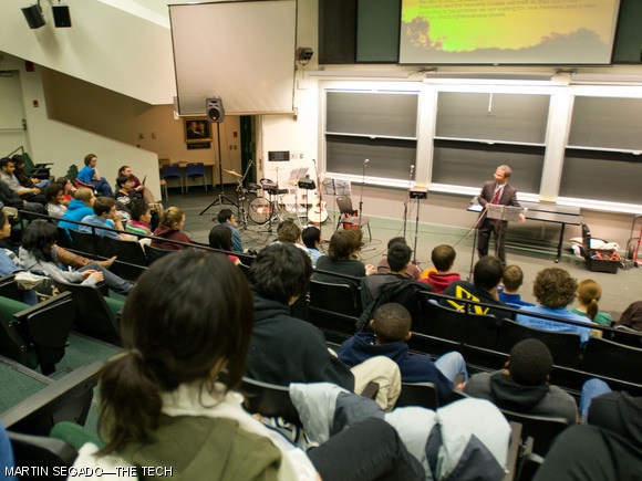 Christians from various groups at MIT listen to a talk by Daniel E. Hastings PhD ’80, dean for undergraduate education, at the semesterly “Reg Day Service” hosted by MIT’s United Christian Organization on Monday evening in 34-101.