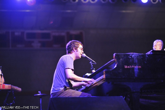 Ben Folds is seen performing at the Spring Concert on April 25 at the Johnson Athletic Center.
