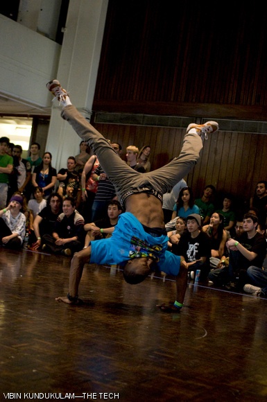 A breakdancer holds a difficult freeze at Breakonomics 2009, a large breakdance jam hosted by MIT Imobilare in La Sala de Puerto Rico on Saturday, April 25.