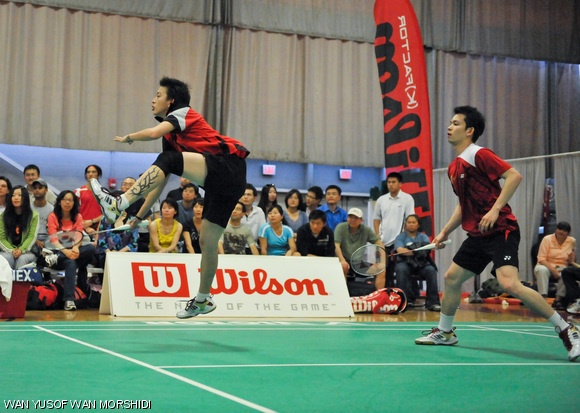 Mona Santoso (left) and Chandra Kowi from California play in the final of mixed doubles, an event they won with scores of 21-19 and 21-17, at the Wilson MIT Boston Open badminton tournament in Rockwell Cage on May 10. The Boston Open is one of the largest badminton tournaments in the nation.