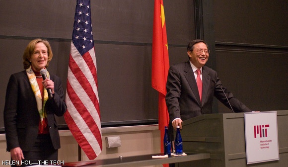 Susan Hockfield invites questions from the MIT-China Forum audience after a talk given by His Excellency Zhou Wenzhong, Ambassador Extraordinary and Plenipotentiary of the People’s Republic of China on Tuesday.