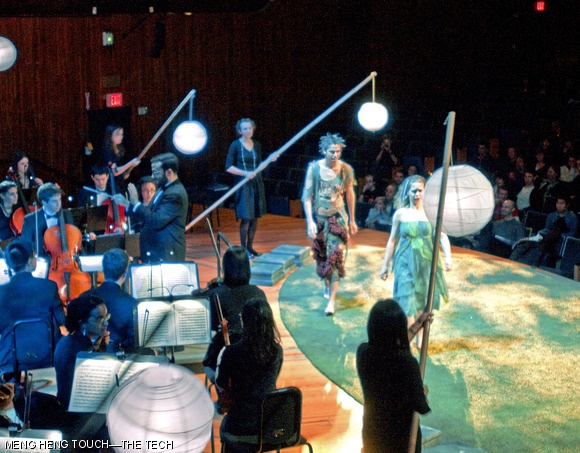 In a stunning performance of Shakespeare’s A Midsummer Night’s Dream, the MIT Symphony Orchestra teamed up with a talented cast of student actors in Kresge Auditorium on December 5.