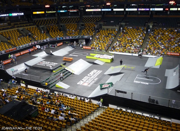 The ISF 2010 Skateboarding World Championships were held in Boston on Friday June 26 at the TD Bank North Garden. The competition consisted of two skating venues: the Pro Park (course pictured) and Pro Vert Halfpipe.