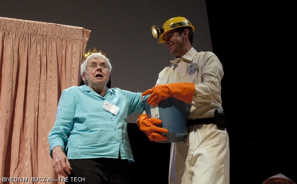 Jean Berko Gleason, who gave the Welcome, Welcome and Goodbye, Goodbye speeches, demonstrates that swearing helps to relieve pain. Richard Stephens, John Atkins, and Andrew Kingston of Keele University, UK won the Ig Nobel Peace Prize for their investigation into swearing as a response to pain.