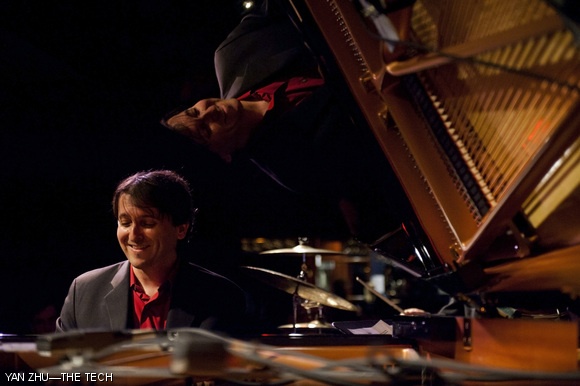 Tamir Hendelman, Israeli jazz musician, performed at Sculler’s Jazz Club last Thursday with Tim Horner on drums and Martin Wind on bass.