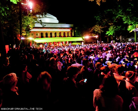 Seven thousand people arrived at Killian Court to celebrate MIT’s 150th birthday.