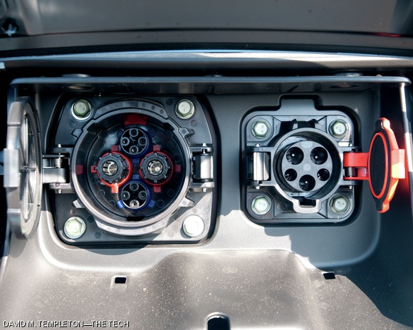 The Leaf’s charging panel, underneath the Nissan badge on the front. SAE-J1772 inlet (right) for everyday AC charging, and JARI/CHAdeMO inlet (left) for high-voltage DC charging.