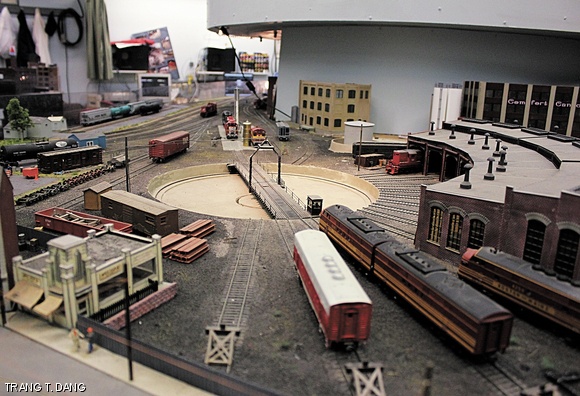The Gifford City turntable allows trains to be stationed in the roundhouse when not in use.