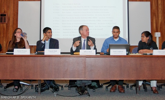 Chairman of the MIT Corporation John S. Reed ’61 speaks to the Undergraduate Association Senate on Monday evening in W20-400. Reed spoke on the endowment, deferred maintenance, and student life.