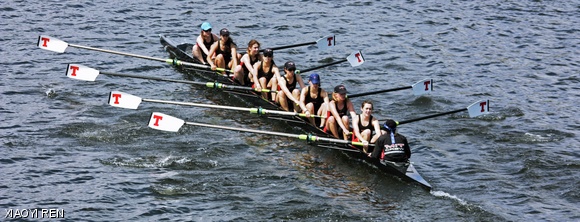 The MIT women’s varsity lightweight crew team rows in a regatta co-hosted by MIT and Harvard-Radcliffe on Sunday. Other teams competing in the regatta included the University at Buffalo, UMass, and Stanford.