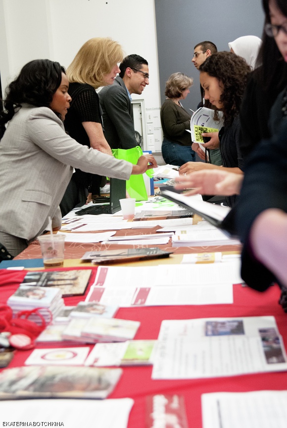 MIT students surveyed a wide range of overseas opportunities at Monday’s International Development Career Fair on Monday.