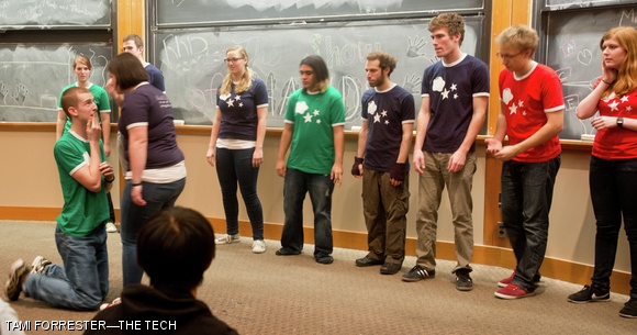 Emma L. Frank ’15 and Stephen D. Johnson ’15 perform during Roadkill Buffet’s “A Show of Hands” on Friday night.