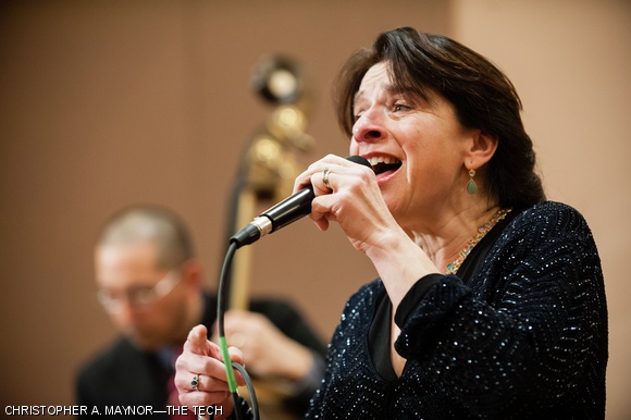 Jazz vocalist Beth Logan Raffeld performs in Killian Hall Thursday evening as Keala Kaumeheiwa supplies the bass line. The Valentine’s Day jazz concert, sponsored by MIT Music and Theater Arts, also featured music professor John Harbison on the piano and wind ensemble director Fred Harris on the drums. In keeping with the holiday’s mood, the concert included sentimental jazz standards like “Taking a Chance on Love” and “My Romance.”