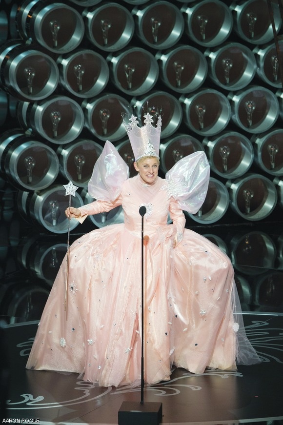 Host Ellen Degeneres dressed up as Glinda the Good Witch from The Wizard of Oz at the 86th Academy Awards.