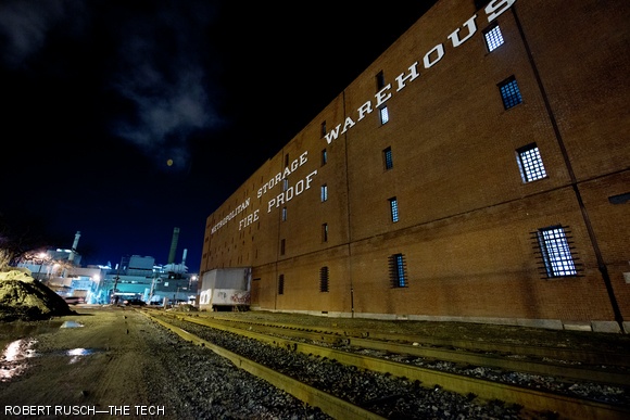 Metropolitan Warehouse may house makerspaces, but no students.